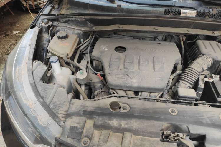 Used Dongfeng Aeolus AX7 2015 2.0L Manual Zhiyi Trim Engine Bay Right