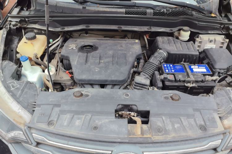 Used Dongfeng Aeolus AX7 2015 2.0L Manual Zhiyi Trim Engine Bay