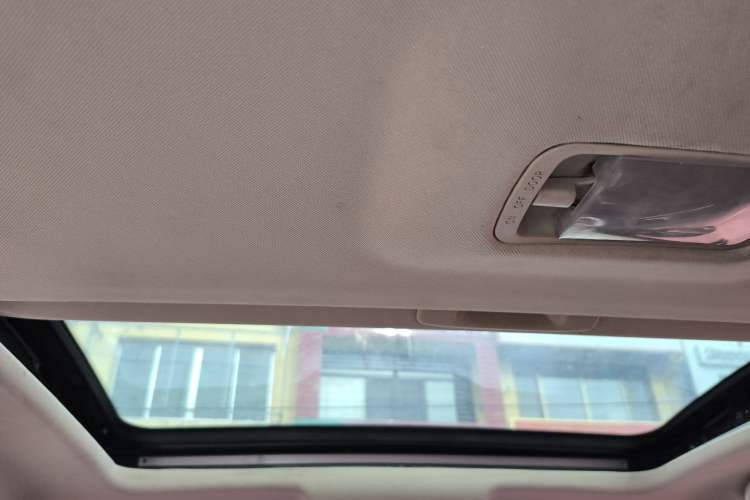 Used Dongfeng Aeolus AX7 2015 2.0L Manual Zhiyi Trim Headliner