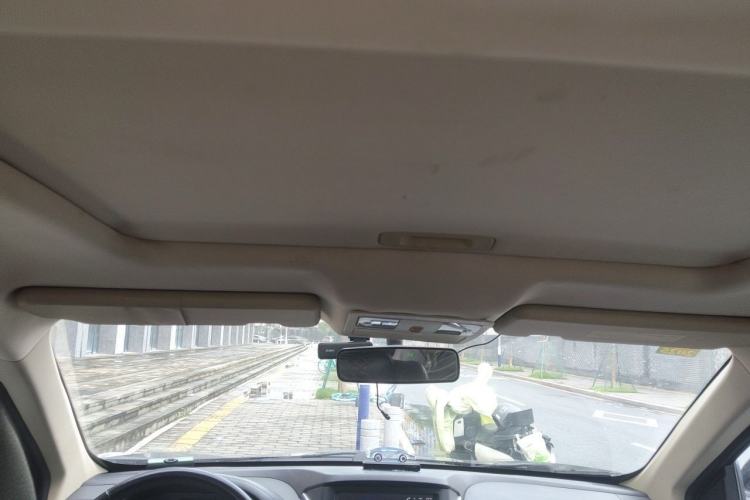 Used Dongfeng Aeolus AX7 2015 2.0L Manual Zhiyi Trim Headliner