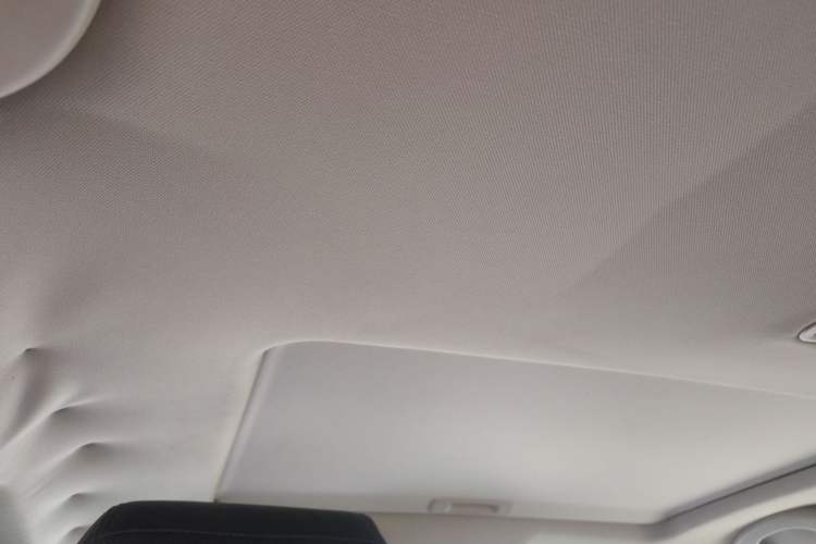 Used Dongfeng Aeolus AX7 2015 2.3L Automatic ZhiZun Version Headliner