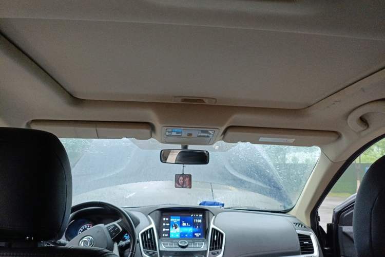 Used Dongfeng Aeolus AX7 2015 2.0L Manual Zhiyi Trim Headliner