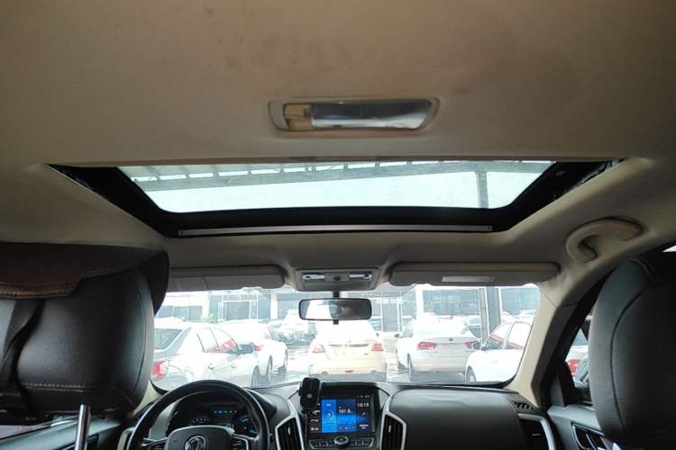 Used Dongfeng Aeolus AX7 2015 2.0L Manual Zhiyi Trim Headliner