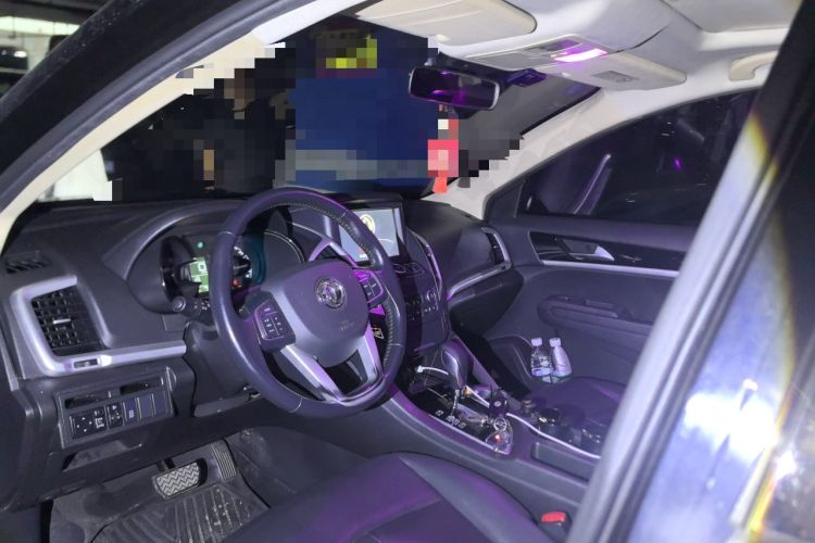 Used Dongfeng Aeolus AX7 2015 2.3L Automatic ZhiZun Version Headliner