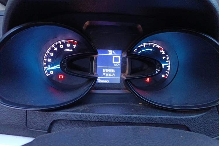 Used Dongfeng Aeolus AX7 2015 2.3L Automatic ZhiZun Version Instrument Cluster