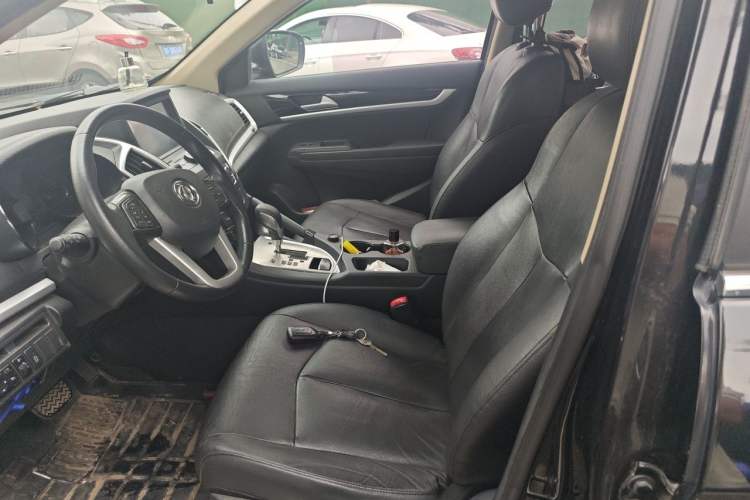 Used Dongfeng Aeolus AX7 2015 2.0L Automatic Zhiyi Trim Left Front Seat