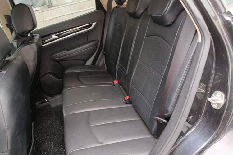 Used Dongfeng Aeolus AX7 2015 2.0L Automatic Zhiyi Trim Left Rear Seat