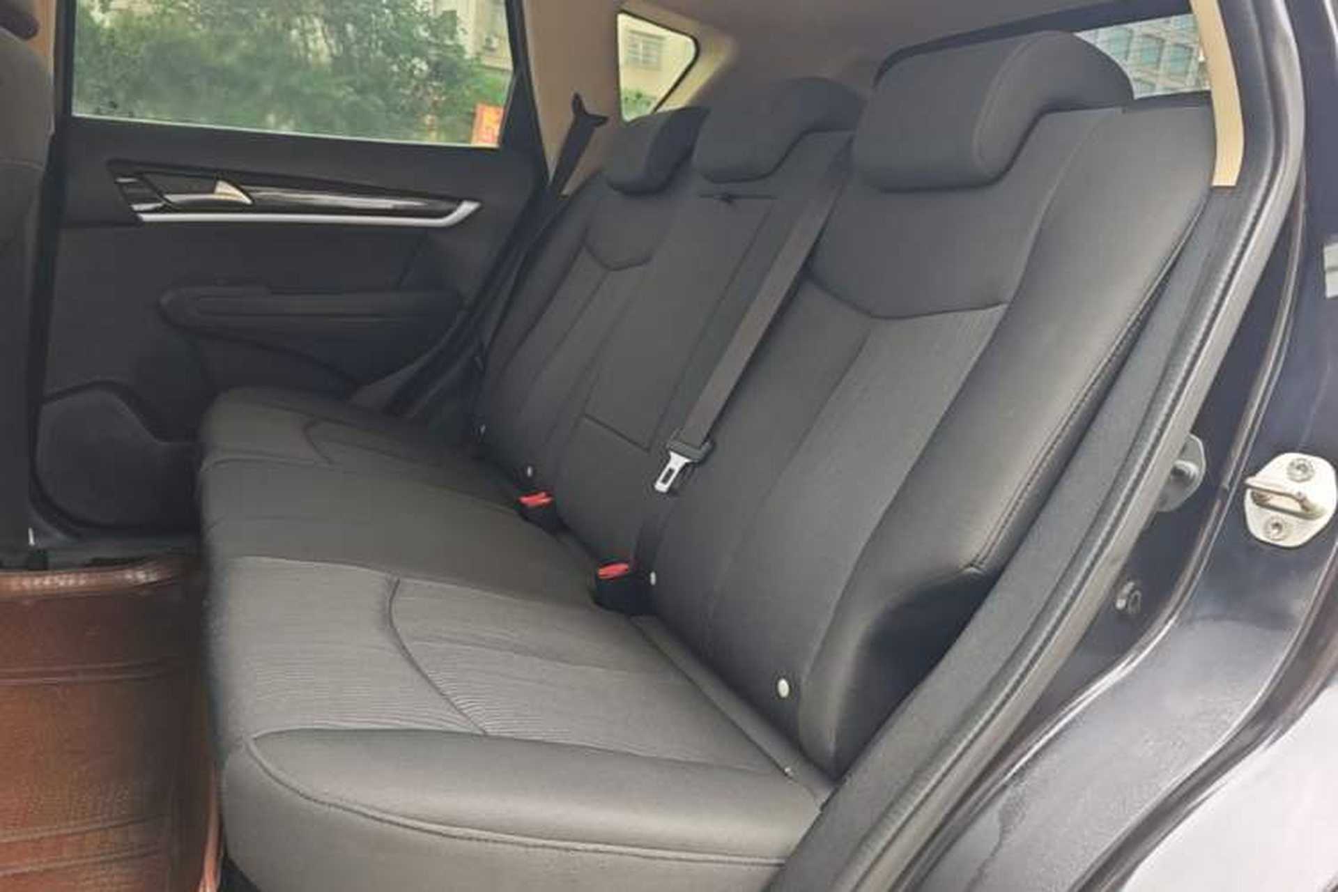 Used Dongfeng Aeolus AX7 2015 2.0L Manual Zhiyue Model Left Rear Seat