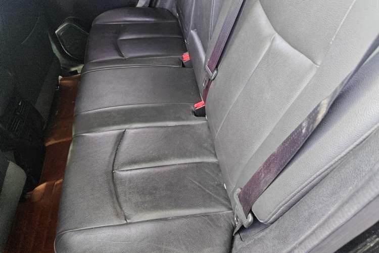 Used Dongfeng Aeolus AX7 2015 2.3L Automatic ZhiZun Version Left Rear Seat
