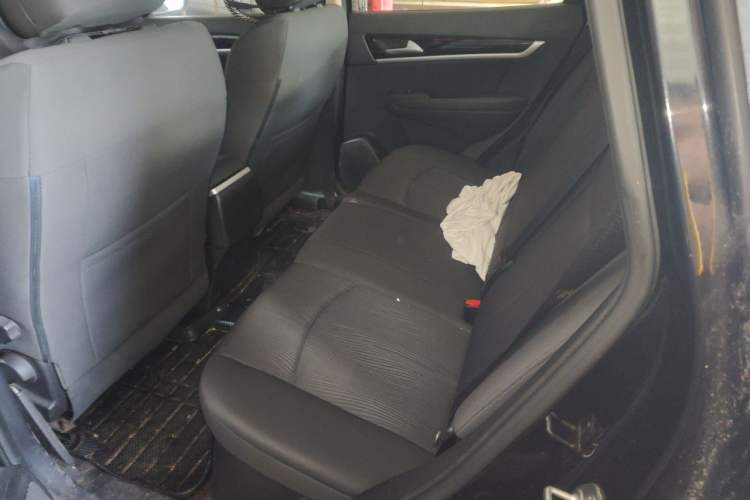Used Dongfeng Aeolus AX7 2015 2.0L Manual Zhiyue Model Left Rear Seat