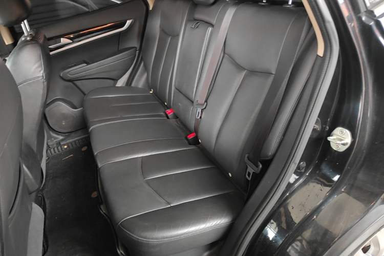 Used Dongfeng Aeolus AX7 2015 2.0L Manual Zhiyi Trim Left Rear Seat