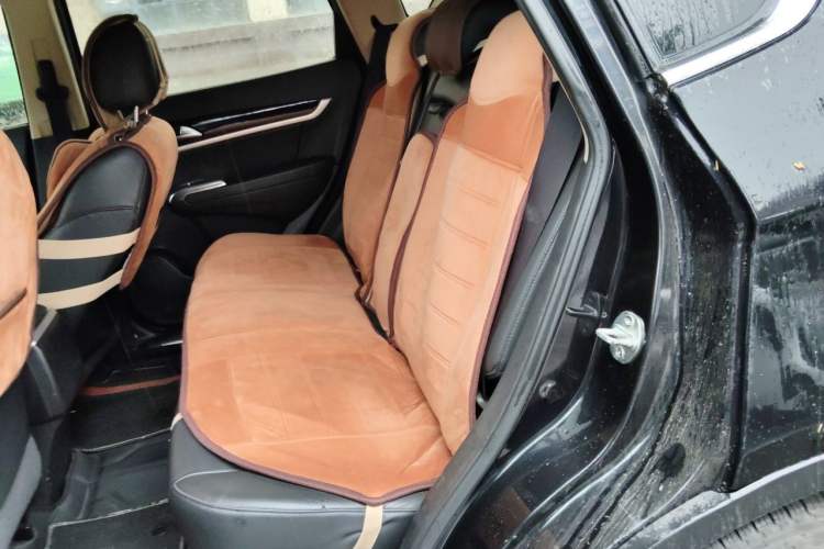 Used Dongfeng Aeolus AX7 2015 2.0L Manual Zhiyi Trim Left Rear Seat