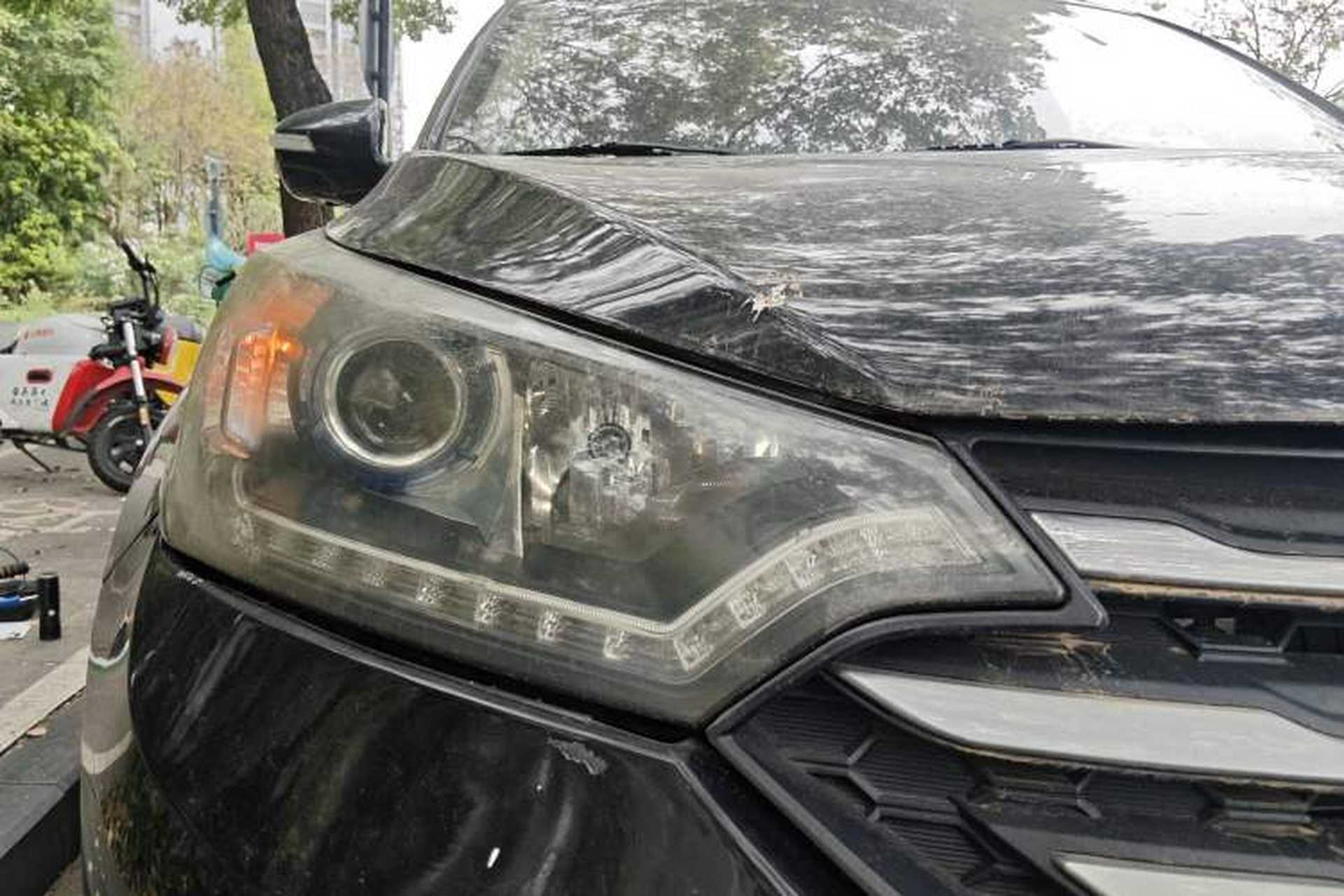 Used Dongfeng Aeolus AX7 2015 2.3L Automatic ZhiZun Version Right Front Headlight