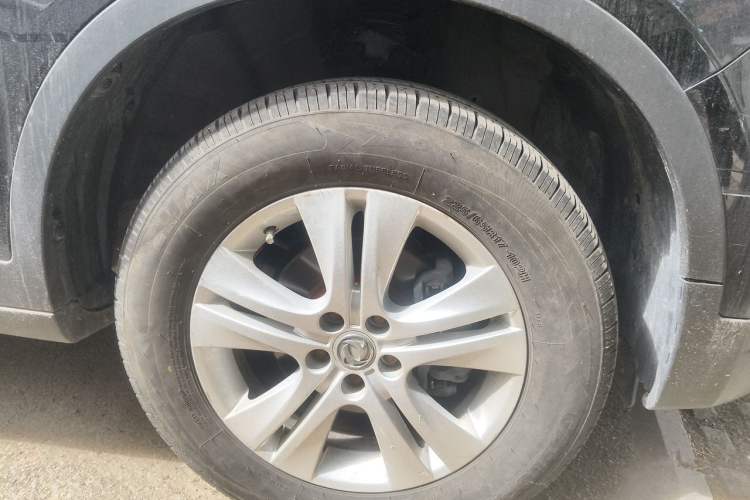 Used Dongfeng Aeolus AX7 2015 2.0L Automatic Zhiyue Version Right Front Wheel Hub