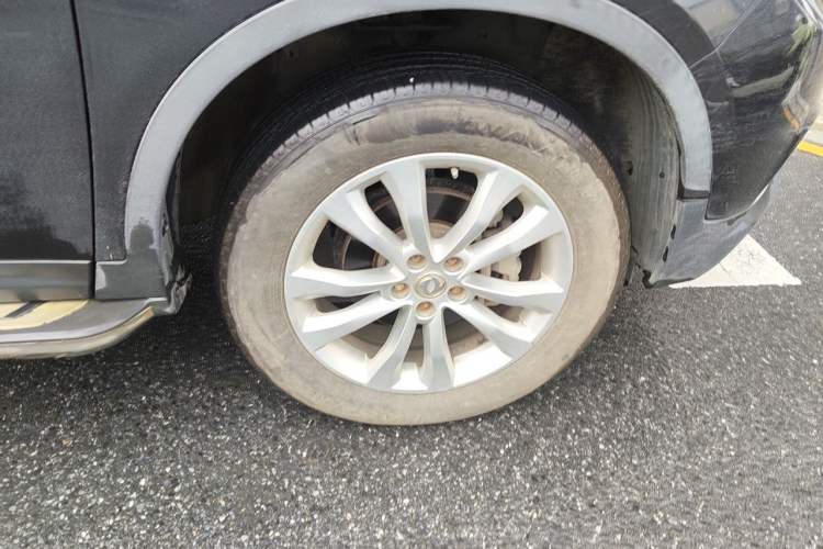 Used Dongfeng Aeolus AX7 2015 2.0L Manual Zhiyi Trim Right Front Wheel Hub