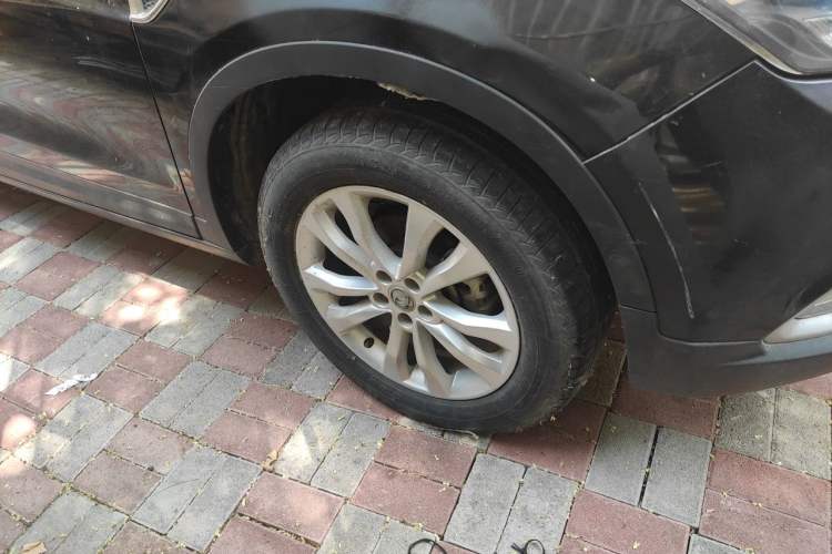 Used Dongfeng Aeolus AX7 2015 2.0L Manual Zhiyi Trim Right Front Wheel Hub