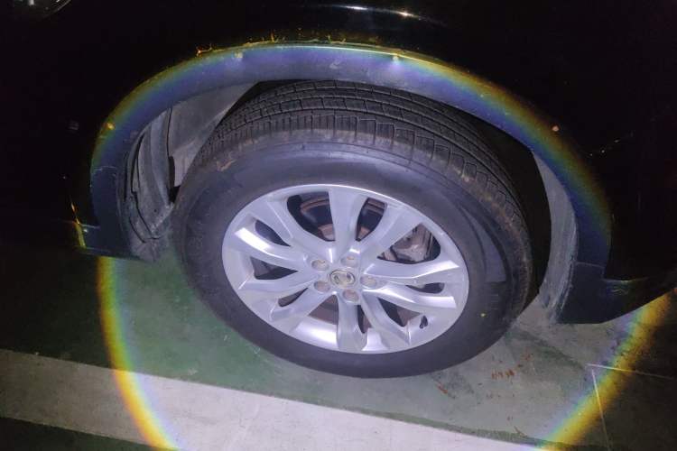 Used Dongfeng Aeolus AX7 2015 2.0L Manual Zhiyi Trim Right Front Wheel Hub