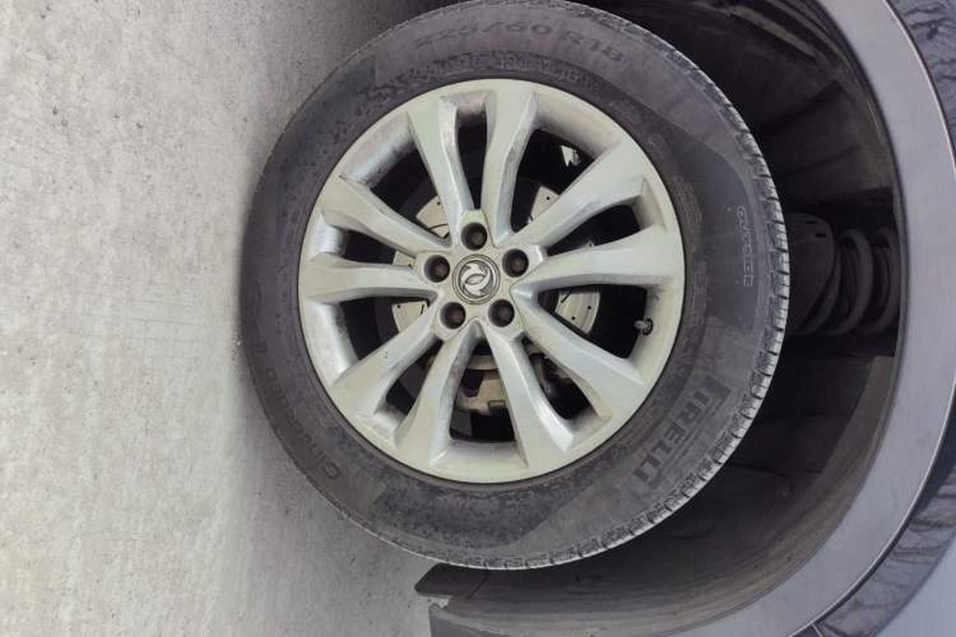 Used Dongfeng Aeolus AX7 2015 2.3L Automatic ZhiZun Version Right Front Wheel Hub