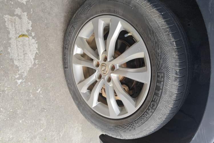 Used Dongfeng Aeolus AX7 2015 2.3L Automatic ZhiZun Version Right Front Wheel Hub