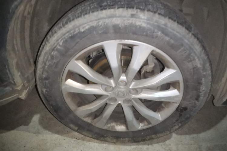 Used Dongfeng Aeolus AX7 2015 2.0L Manual Zhiyi Trim Right Front Wheel Hub