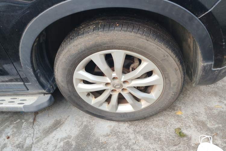 Used Dongfeng Aeolus AX7 2015 2.0L Manual Zhiyi Trim Right Front Wheel Hub