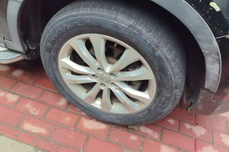 Used Dongfeng Aeolus AX7 2015 2.0L Manual Zhiyi Trim Right Front Wheel Hub