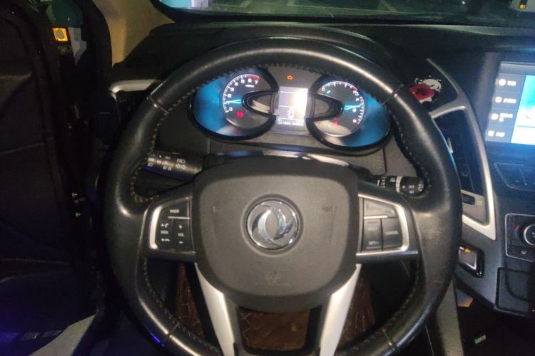 Used Dongfeng Aeolus AX7 2015 2.0L Manual Zhiyi Trim Steering Wheel