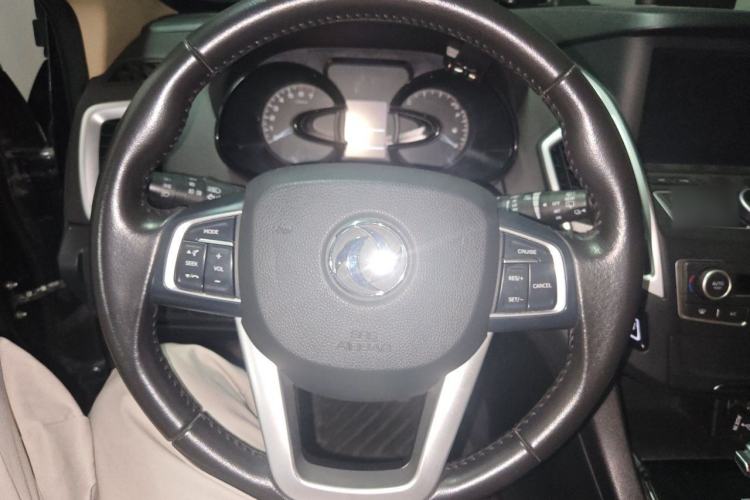 Used Dongfeng Aeolus AX7 2015 2.0L Automatic Zhiyi Trim Steering Wheel
