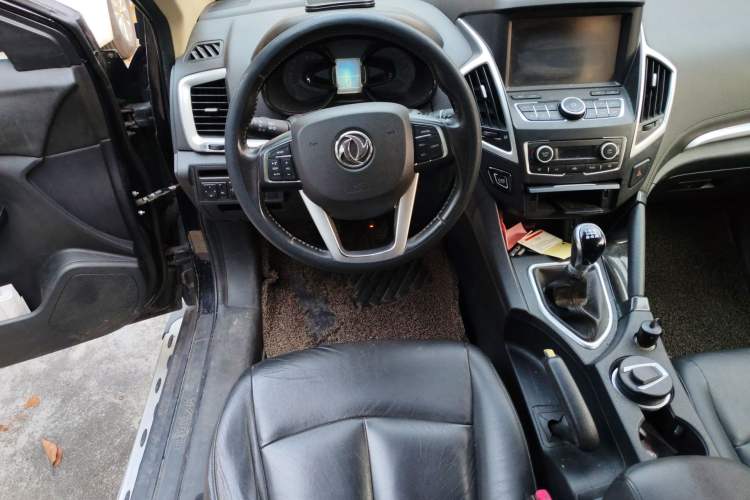Used Dongfeng Aeolus AX7 2015 2.0L Manual Zhiyi Trim Steering Wheel