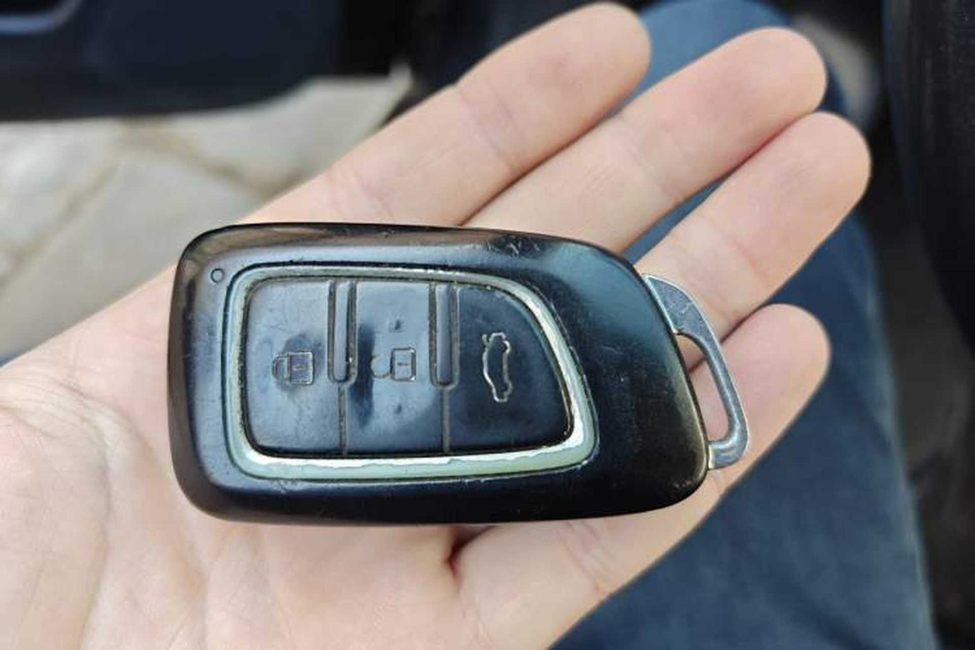 Used Dongfeng Aeolus AX7 2015 2.0L Manual Zhiyi Trim Vehicle Key