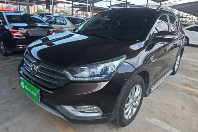 Used Dongfeng Aeolus AX7 2015 2.0L Automatic Zhiyi Trim