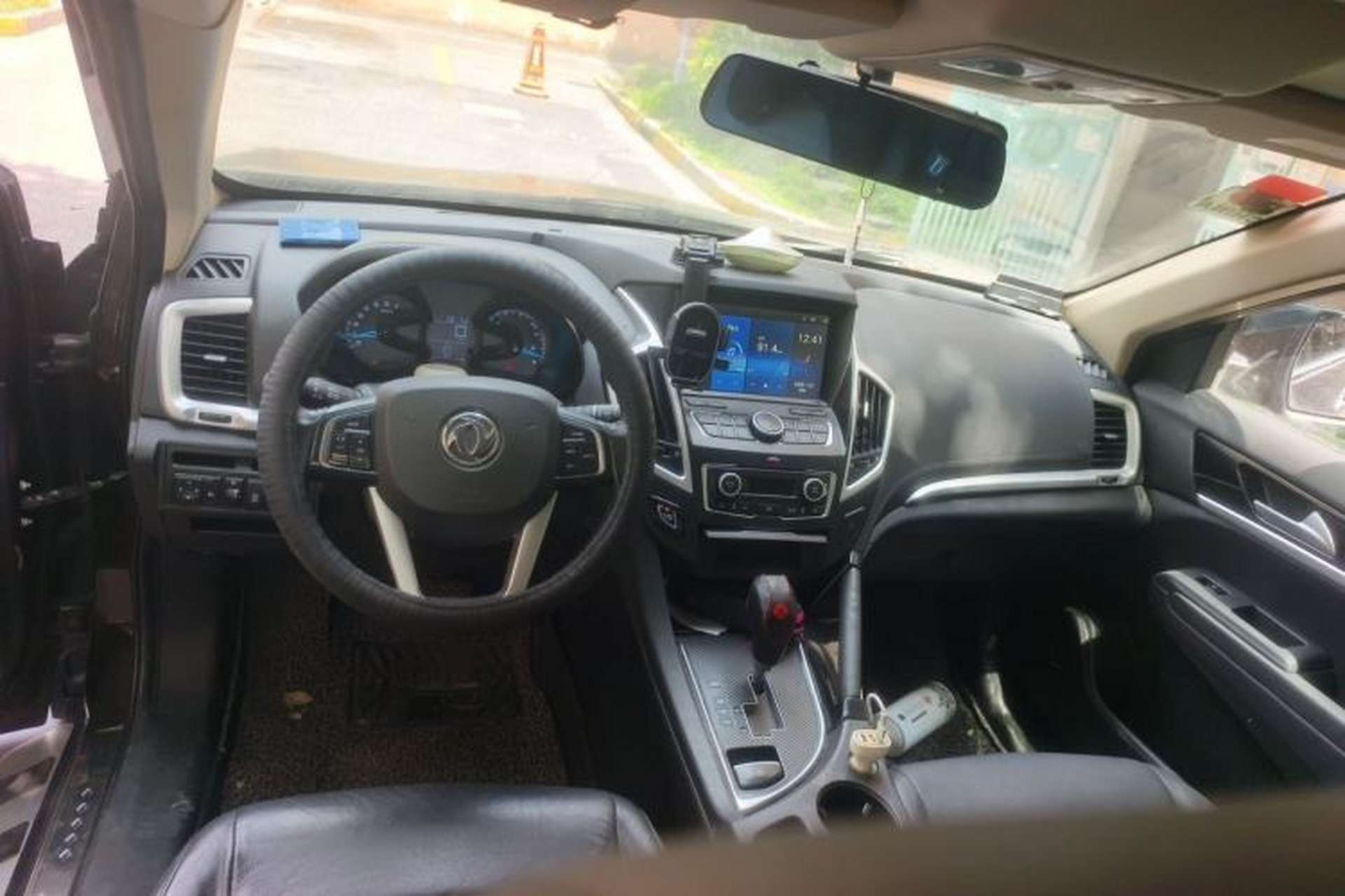 Used Dongfeng Aeolus AX7 2015 2.0L Automatic Zhiyi Trim Center Console