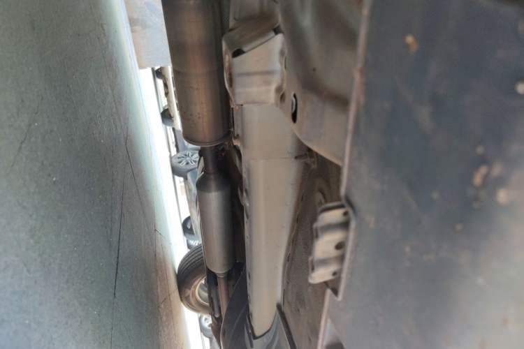 Used Dongfeng Aeolus AX7 2015 2.0L Automatic Zhiyue Version Chassis Front Left