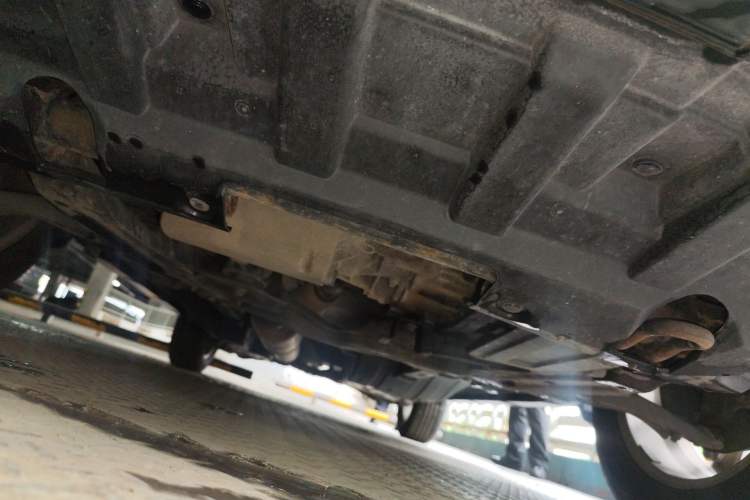 Used Dongfeng Aeolus AX7 2015 2.3L Automatic ZhiZun Version Chassis Front