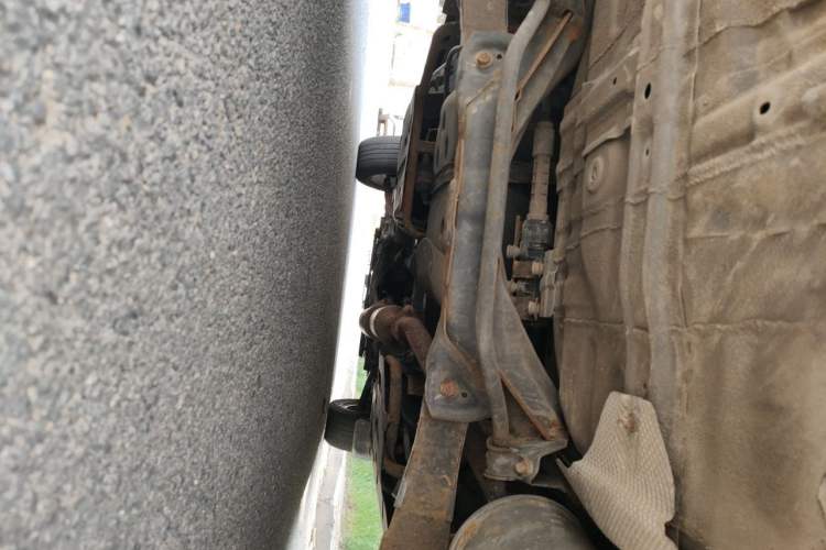 Used Dongfeng Aeolus AX7 2015 2.0L Automatic Zhiyi Trim Chassis Rear