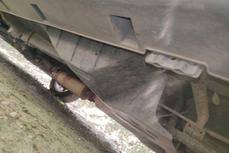 Used Dongfeng Aeolus AX7 2015 2.0L Manual Zhiyi Trim Chassis Rear Left