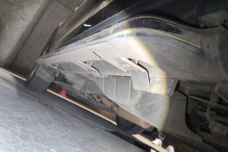 Used Dongfeng Aeolus AX7 2015 2.0L Automatic Zhiyi Trim Chassis Rear Left