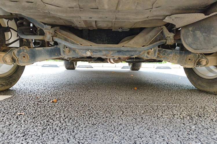 Used Dongfeng Aeolus AX7 2015 2.0L Manual Zhiyi Trim Chassis Rear