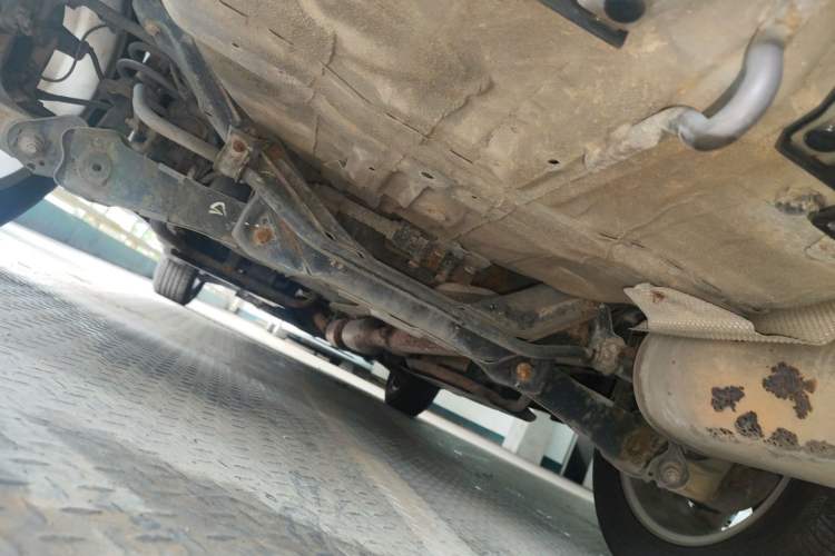 Used Dongfeng Aeolus AX7 2015 2.3L Automatic ZhiZun Version Chassis Rear