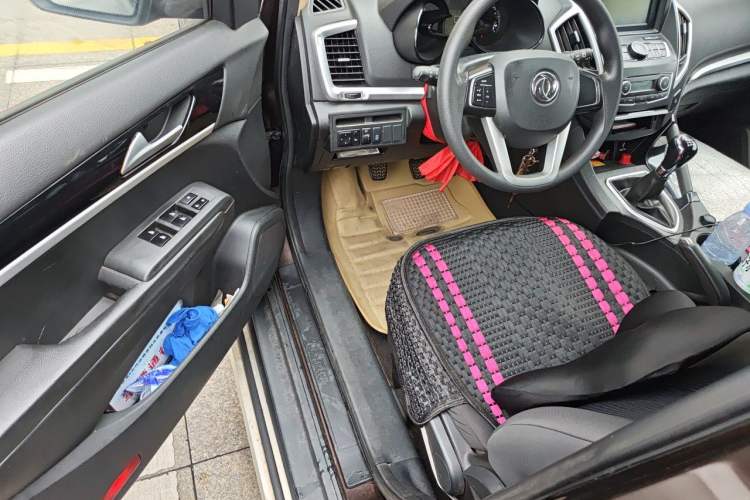 Used Dongfeng Aeolus AX7 2015 2.0L Manual Zhiyue Model Driver Seat