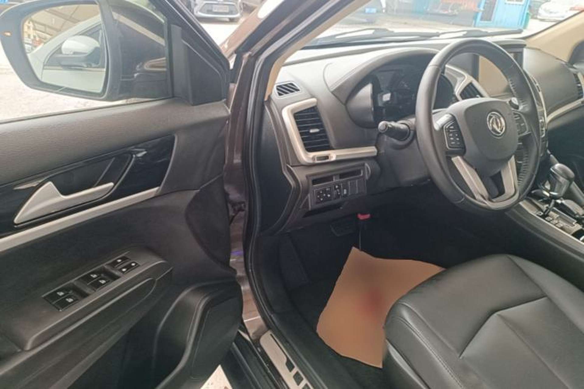 Used Dongfeng Aeolus AX7 2015 2.0L Automatic Zhiyi Trim Driver Seat