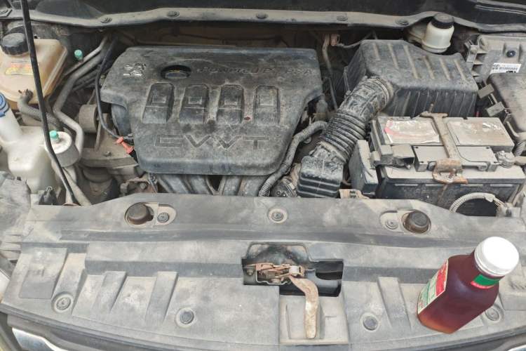 Used Dongfeng Aeolus AX7 2015 2.0L Manual Zhiyi Trim Engine Bay