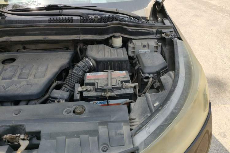 Used Dongfeng Aeolus AX7 2015 2.0L Automatic Zhiyi Trim Engine Bay Left