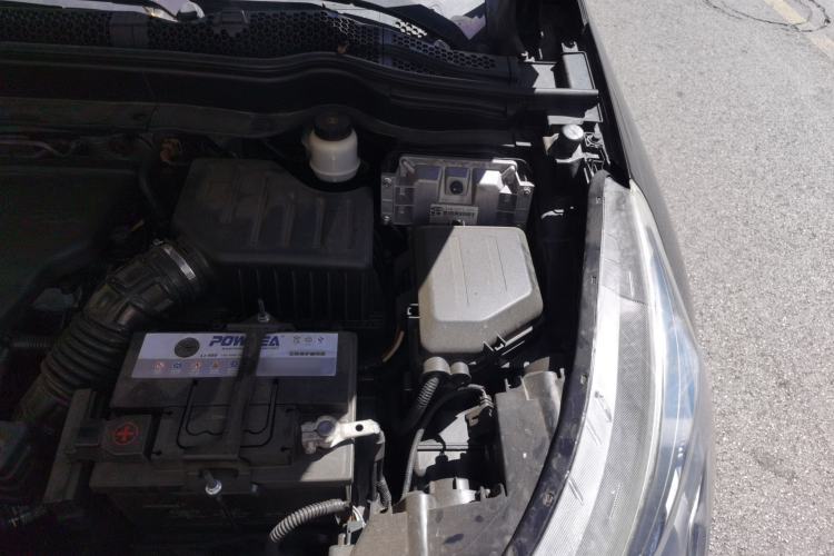 Used Dongfeng Aeolus AX7 2015 2.0L Automatic Zhiyi Trim Engine Bay Left