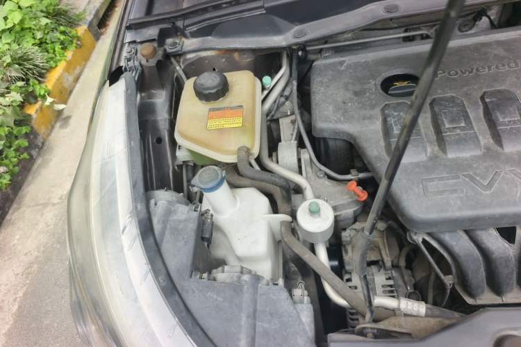 Used Dongfeng Aeolus AX7 2015 2.0L Automatic Zhiyi Trim Engine Bay Right