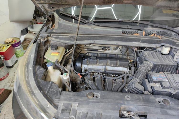 Used Dongfeng Aeolus AX7 2015 2.0L Automatic Zhiyi Trim Engine Bay Right