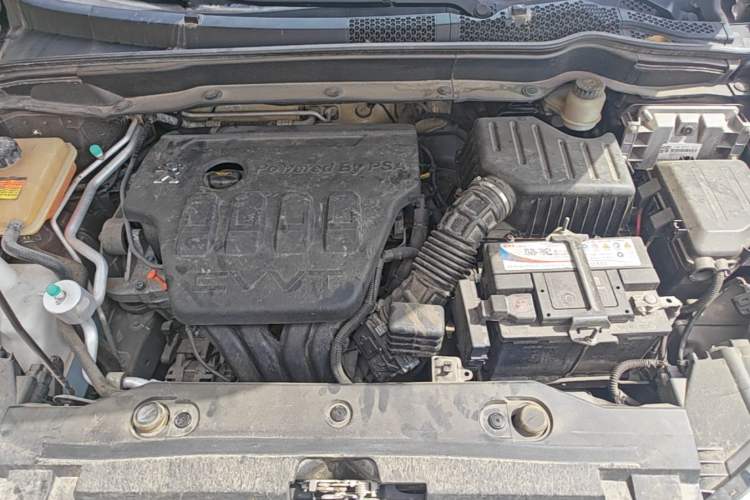 Used Dongfeng Aeolus AX7 2015 2.0L Automatic Zhiyi Trim Engine Bay