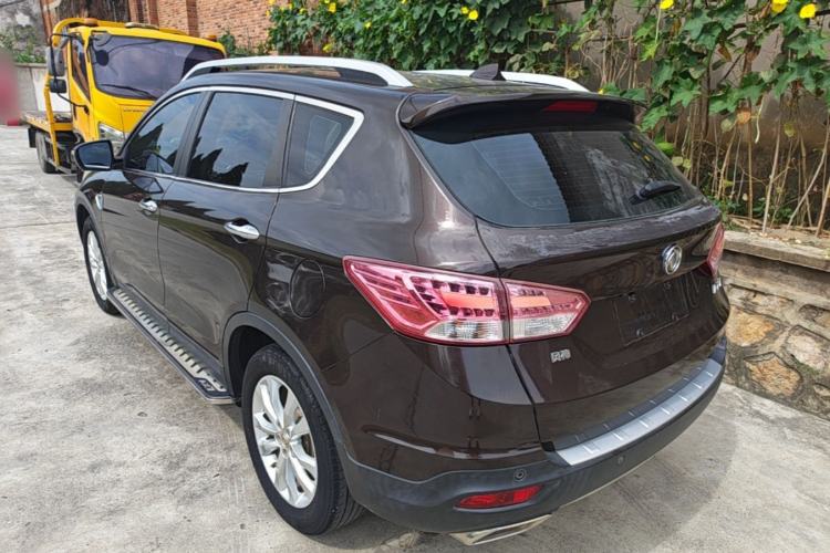 Used Dongfeng Aeolus AX7 2015 2.0L Automatic Zhiyi Trim Exterior 2