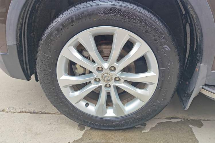 Used Dongfeng Aeolus AX7 2015 2.0L Automatic Zhiyi Trim Exterior 4