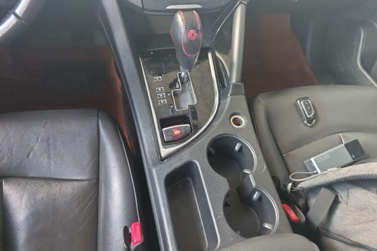 Used Dongfeng Aeolus AX7 2015 2.0L Automatic Zhiyi Trim Gear Lever